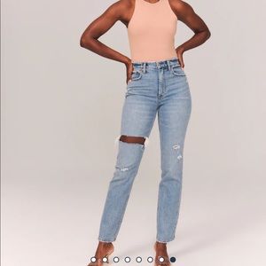 abercrombie & fitch | Curve Love Ultra High Rise 90s Straight Jean